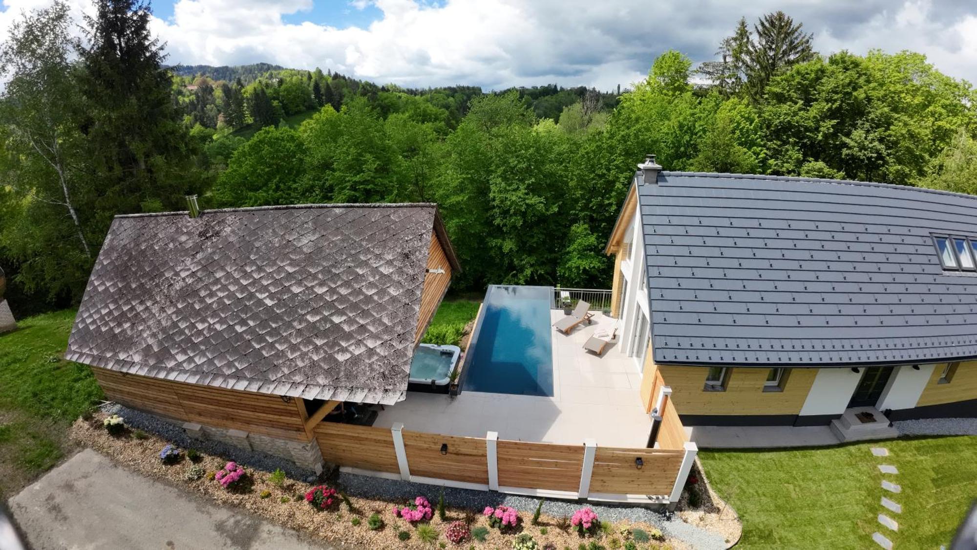 Villa Auf 7 Ha Alleinlage - Pool,whirlpool, Sauna - Refugium Suedsteiermark