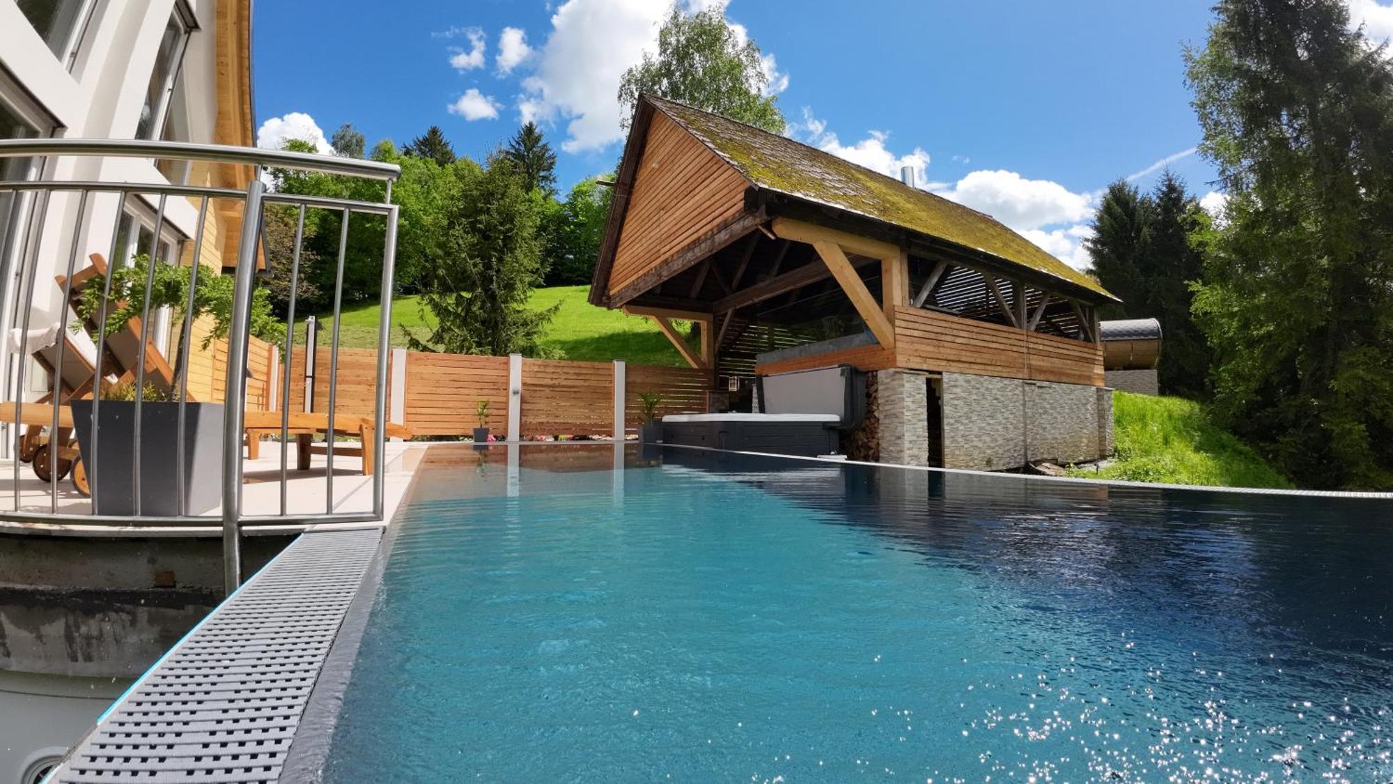 Auf 7 Ha Alleinlage - Pool,whirlpool, Sauna - Refugium Suedsteiermark Villa Lieschen