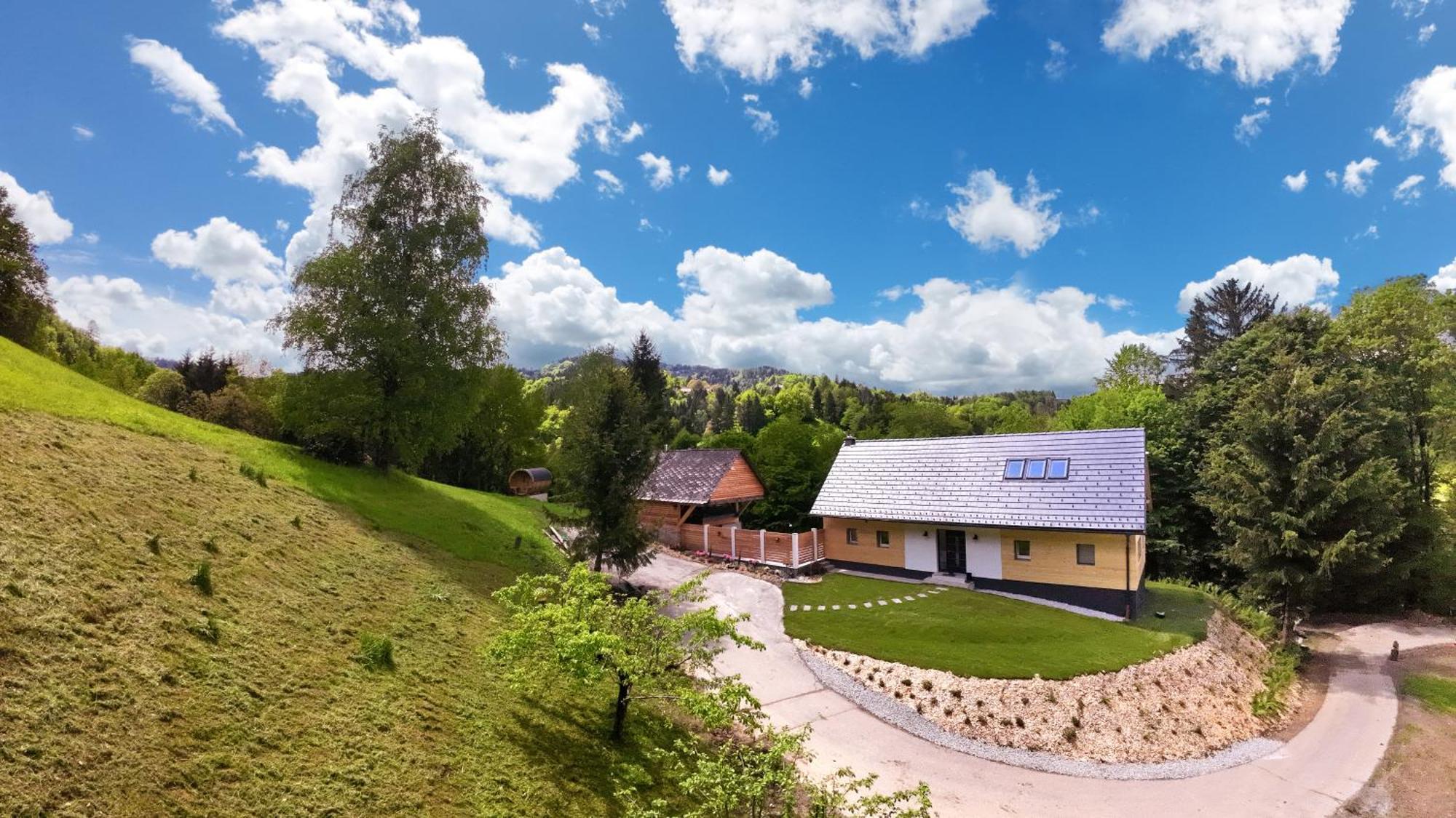 Auf 7 Ha Alleinlage - Pool,whirlpool, Sauna - Refugium Suedsteiermark *